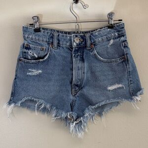 Zara Women’s Button Fly Jean Shorts Sz2